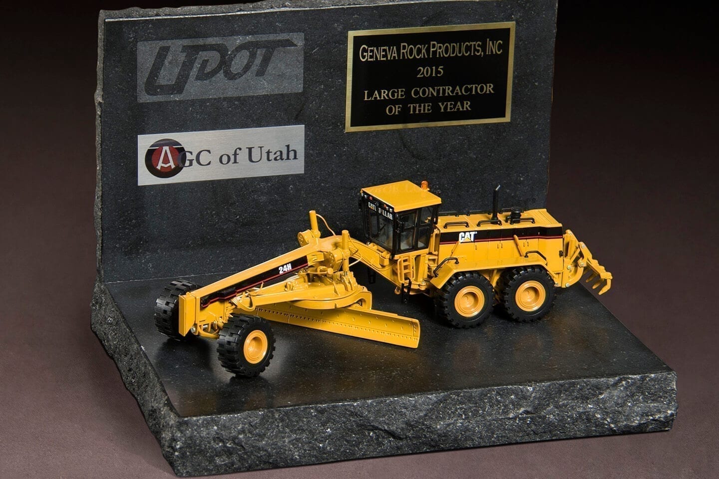 UDOT & AGC Of Utah 2017 Large Contractor Of The Year