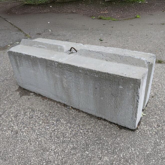6’ x 2’ x 2’ Smooth Faced Block
